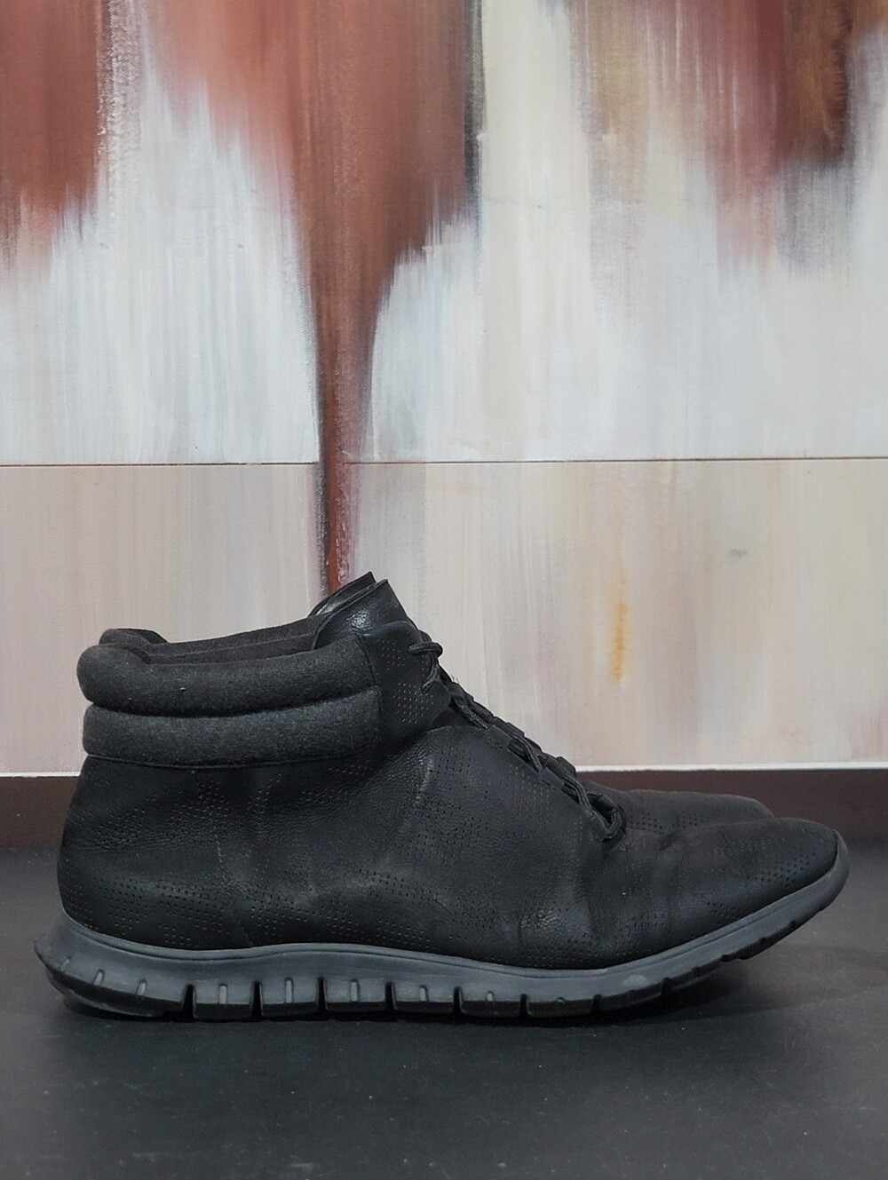 Cole Haan ZeroGrand Boots Womens 8 B Perforated Leather Ankle Lace Up Black